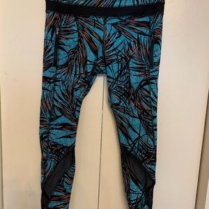 Lululemon Inspire Tight Crop legging